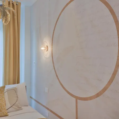 East End Citta Studi Apartment *