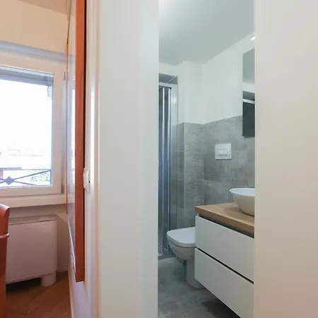 Design Nel Quadrilatero Della Moda Apartment