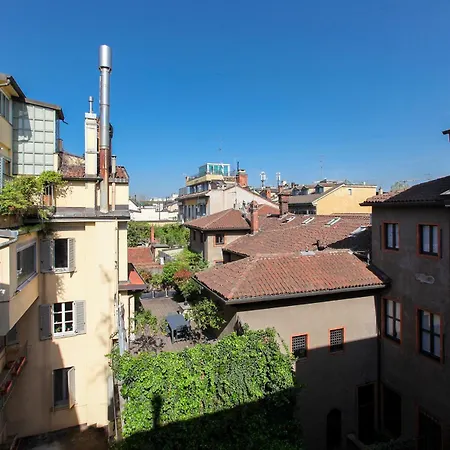 Design Nel Quadrilatero Della Moda Apartment Milan