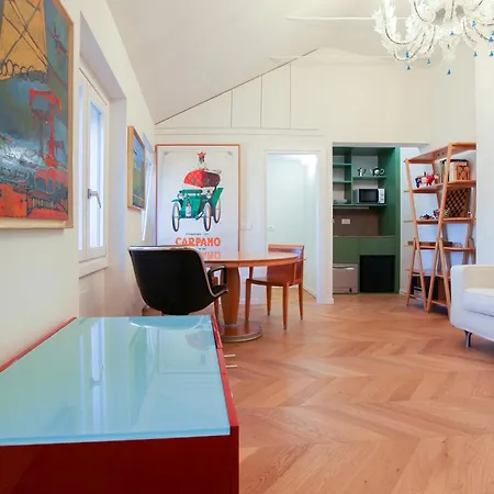 Design Nel Quadrilatero Della Moda Apartment