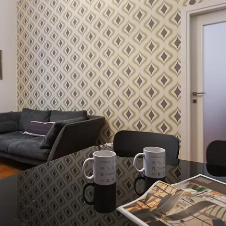 Italianway Easy - Plinio 37 Apartamento *
