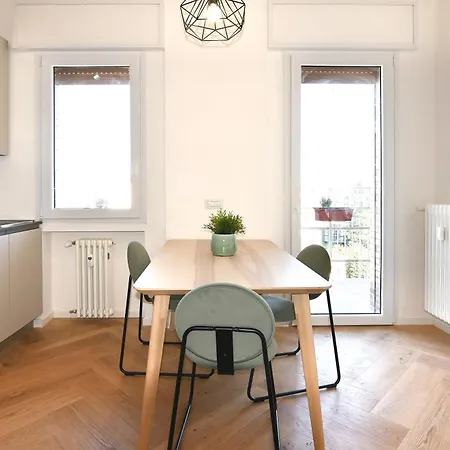 Bande Nere-san Siro Attico Con Terrazzo Apartamento *