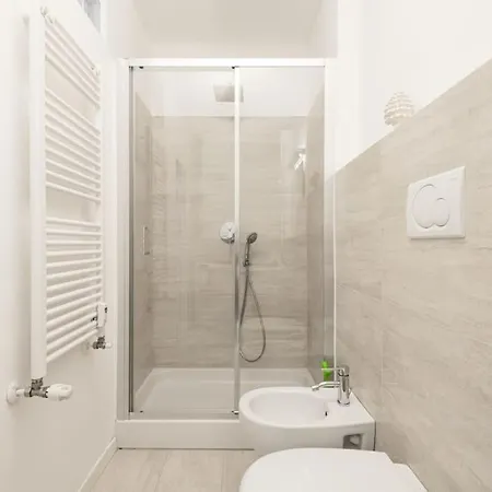 Easylife - - Bixio 11 - Porta Venezia * Milán