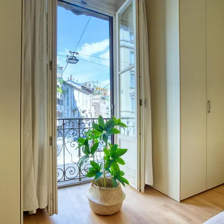 Guesthost - Deangeli Nest Romantico Bilocale Di Design In Zona De Angeli, Rinnovato E Accessoriato