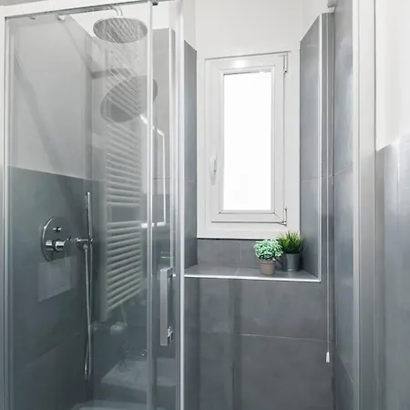 Easylife - - G Emiliani 1 113 - Porta Romana Apartment *