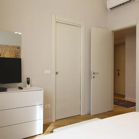 Your From - Apartment Milan