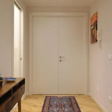 Apartment Your From - Milan