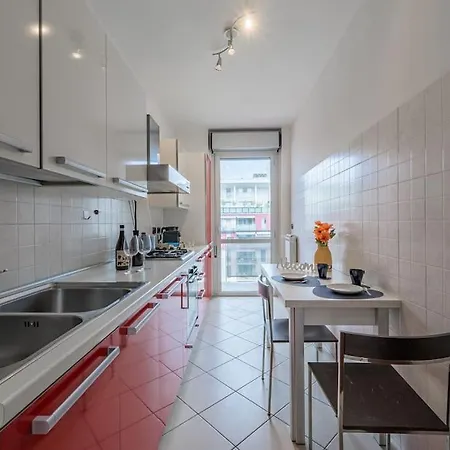 Apartment Near Duomo - Free Parking -terrace - Metro - Ac Milan