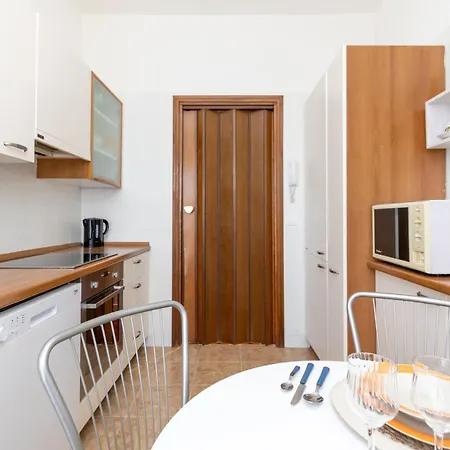 Modern With Balcony And Park View * Милан