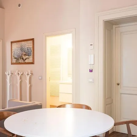 Crocetta Traviata Bilocale I Piano - Mirable Pm Apartment