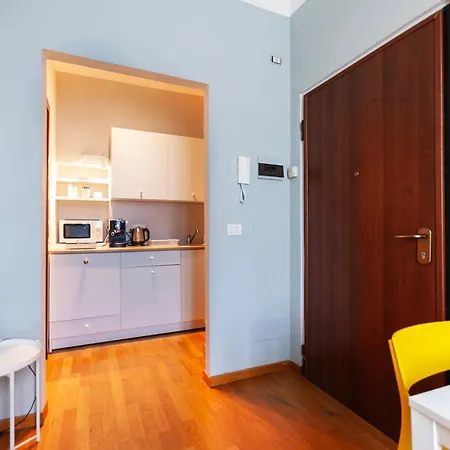 Appartamento Youhosty -varesina 130 *