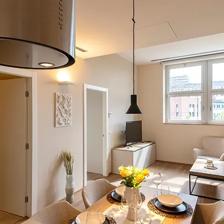 Ideal Rent - Lucini 19 Daire Milano