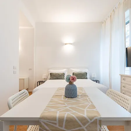 Beplace In De Amicis Apartment