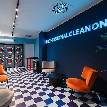 Auberge de jeunesse Cx Nom