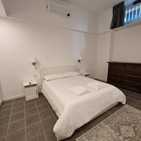 Homes & - Meravigli Den *