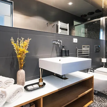 Easylife - - Rontgen 24 S - Bocconi * Милан