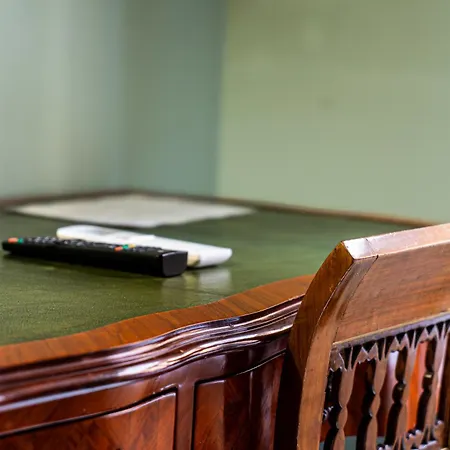 Tra Via Brera E Via Spiga, Deluxe *