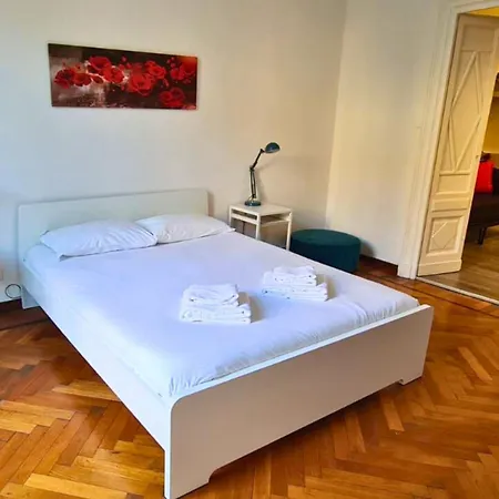 Garibaldi - Moscova Three-room In The Heart Of Milan
