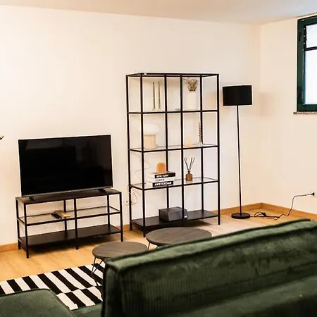 Fee4me Elegant Navigli * 米兰