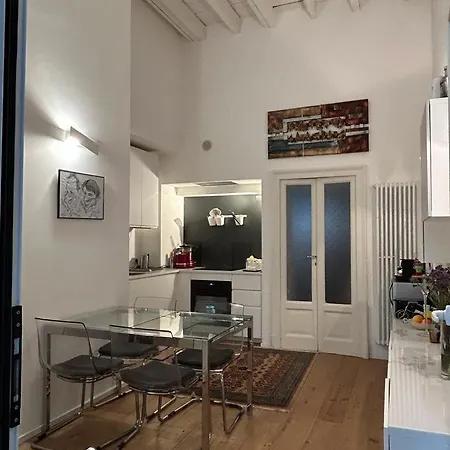 Cozy Near Bocconi Milan