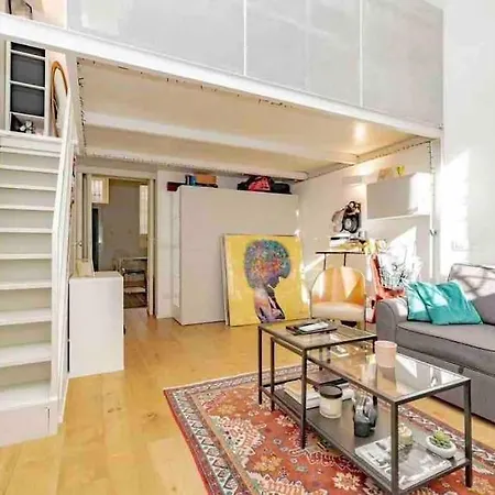 Cozy Near Bocconi * Milaan