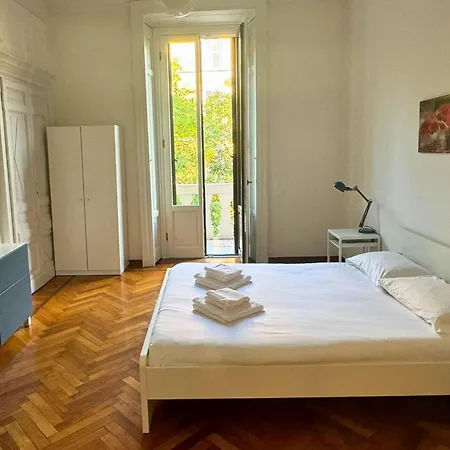Garibaldi - Moscova Three-room In The Heart Of Milan