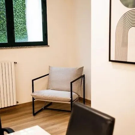 Fee4me Elegant Navigli