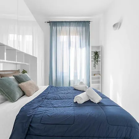 Apartment Bright Top-floor - 5mins Station Mailand