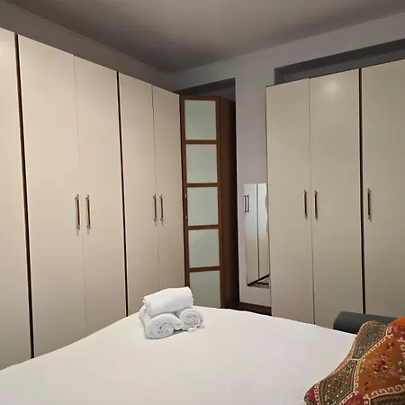 Hbhall Solari 11 Milan