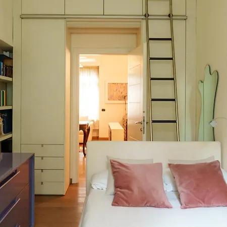 Casa Milu - Dimora Storia In Piazzale Susa Holiday home