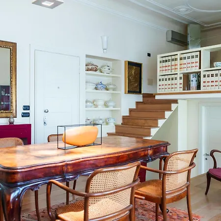 Casa de Férias Casa Milu - Dimora Storia In Piazzale Susa Milão