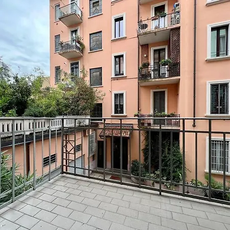 Splendido Bilocale Citylife Milan