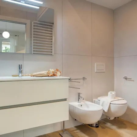 Caseospitali - Frattiniflats15, Nuovo Bilocale Di Design Per 4 In Prestigioso Quartiere *