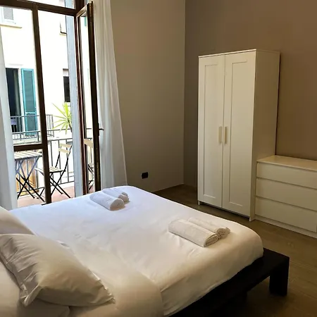 Apartment - Gluck