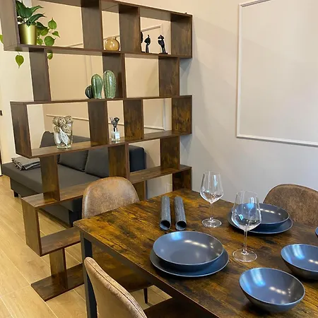 - Gluck Apartment Milan