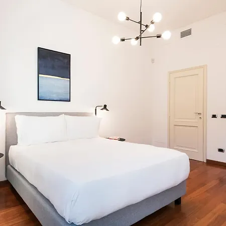 Apartment Relstay - Montenapoleone