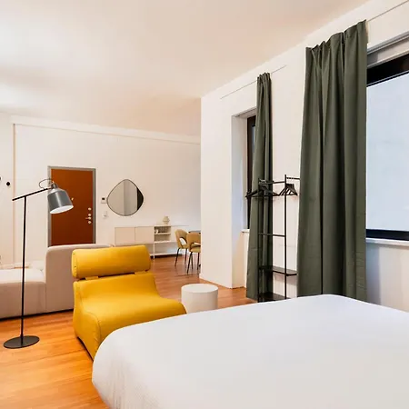 Apartment Relstay - Montenapoleone Milan