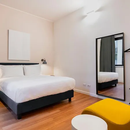 Relstay - Montenapoleone Apartment *