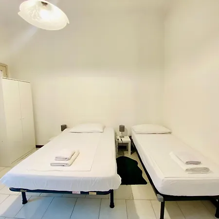 Pensión Buonami Brianza 1