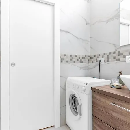 Apartment X4-self Check-in-m2 Famagosta-ac *