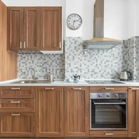 X4-self Check-in-m2 Famagosta-ac Милан