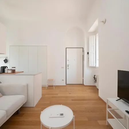 Xenia - Attic In Chinatown Apartment Milan