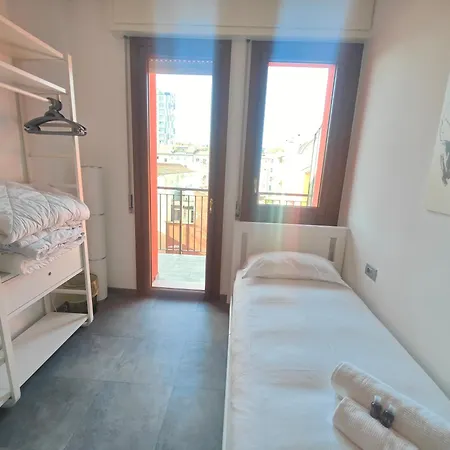 شقة Porta Romana - Lattuada 2 Broom Next To Metro