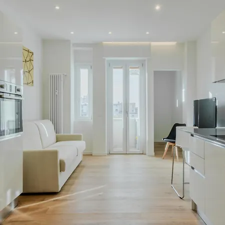 Easytopstay - Naviglio White Bliss * ميلان