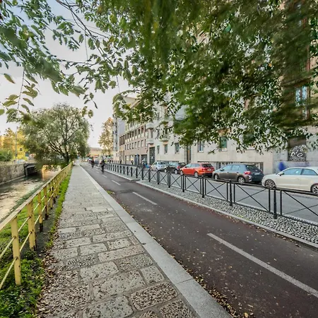 Naviglio White Bliss Apartment