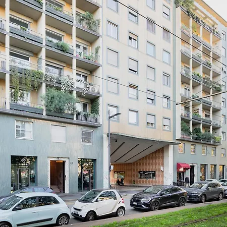 Fully Furnished Flat Arco Della Pace By Easylife Milano