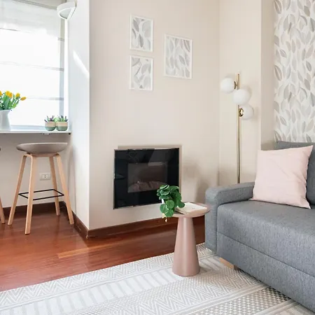 Appartamento Fully Furnished Flat Arco Della Pace By Easylife Milano