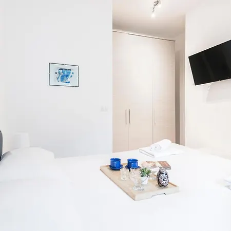 Easylife - Luminosa E Comoda Residenza Con Balcone * Milan