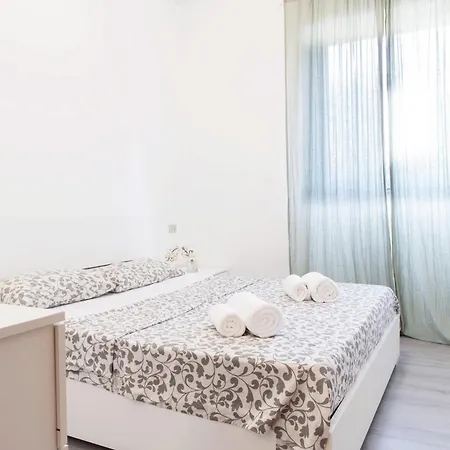 Appartamento Toma Trilocale Moderno Per Max 6 Persone Milano