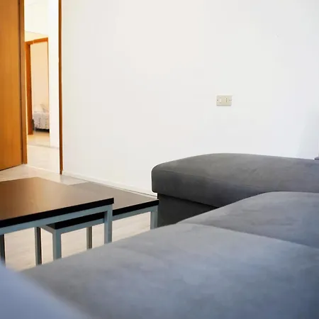 Toma Trilocale Moderno Per Max 6 Persone Milano